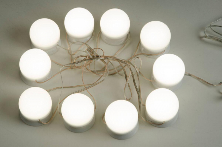 Зеркало с подсветкой (UL-00005246) Uniel TLD-592 White/LED/13Lm/6000K/3АА