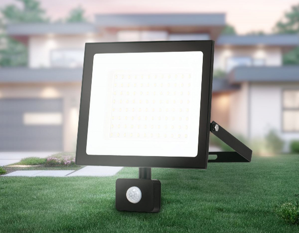 Прожектор Ambrella Light Street ST8118